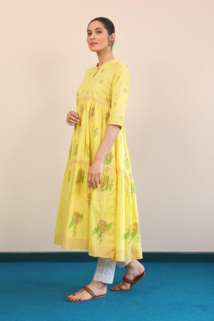 Generation - Tropic Splendour - Yellow - Lawn - 1 Piece