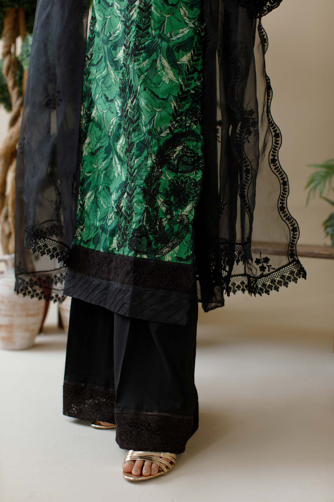 Ombrella - Garden glam - Embroidered - Lawn - 3 Piece