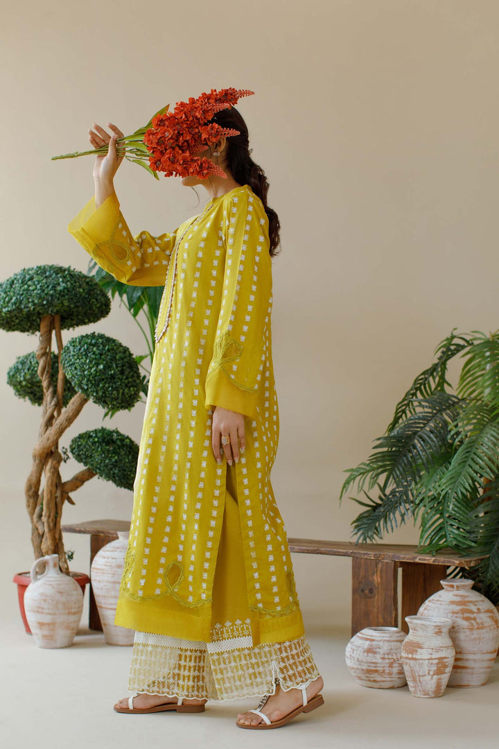 Ombrella - Breeze - Embroidered - Lawn - 3 Piece