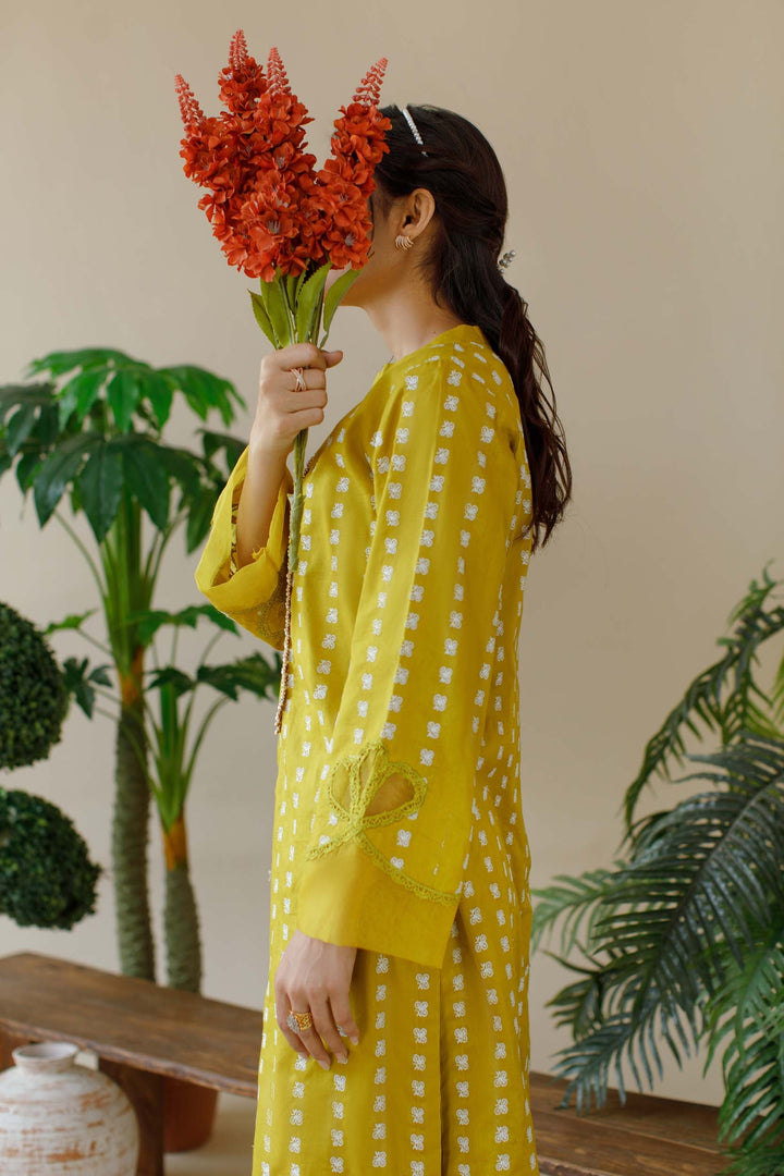 Ombrella - Breeze - Embroidered - Lawn - 3 Piece