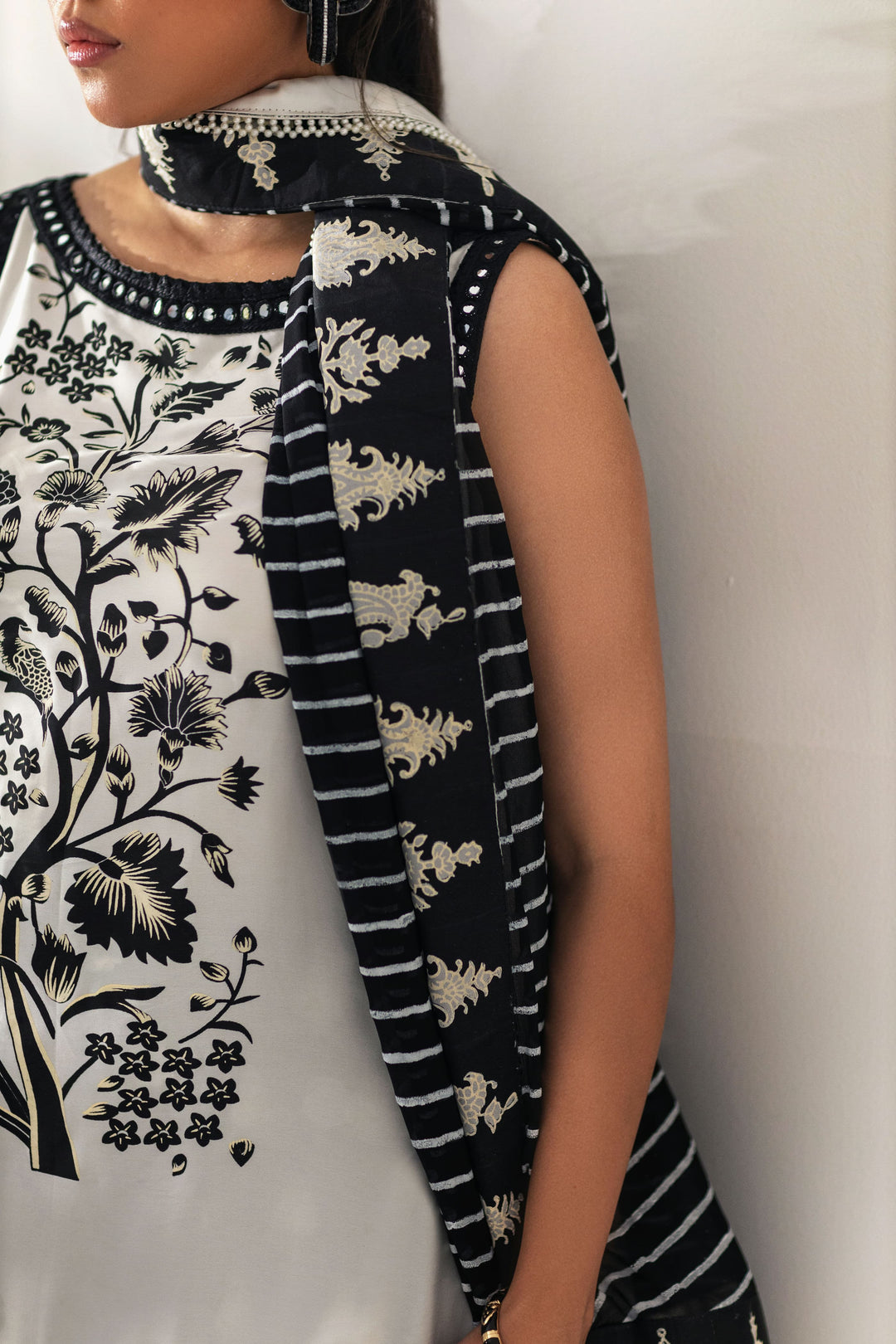 Shehrnaz - Monochrome Embroidered Tunic with Flared Palazzos - White - 3 Piece - Studio by TCS