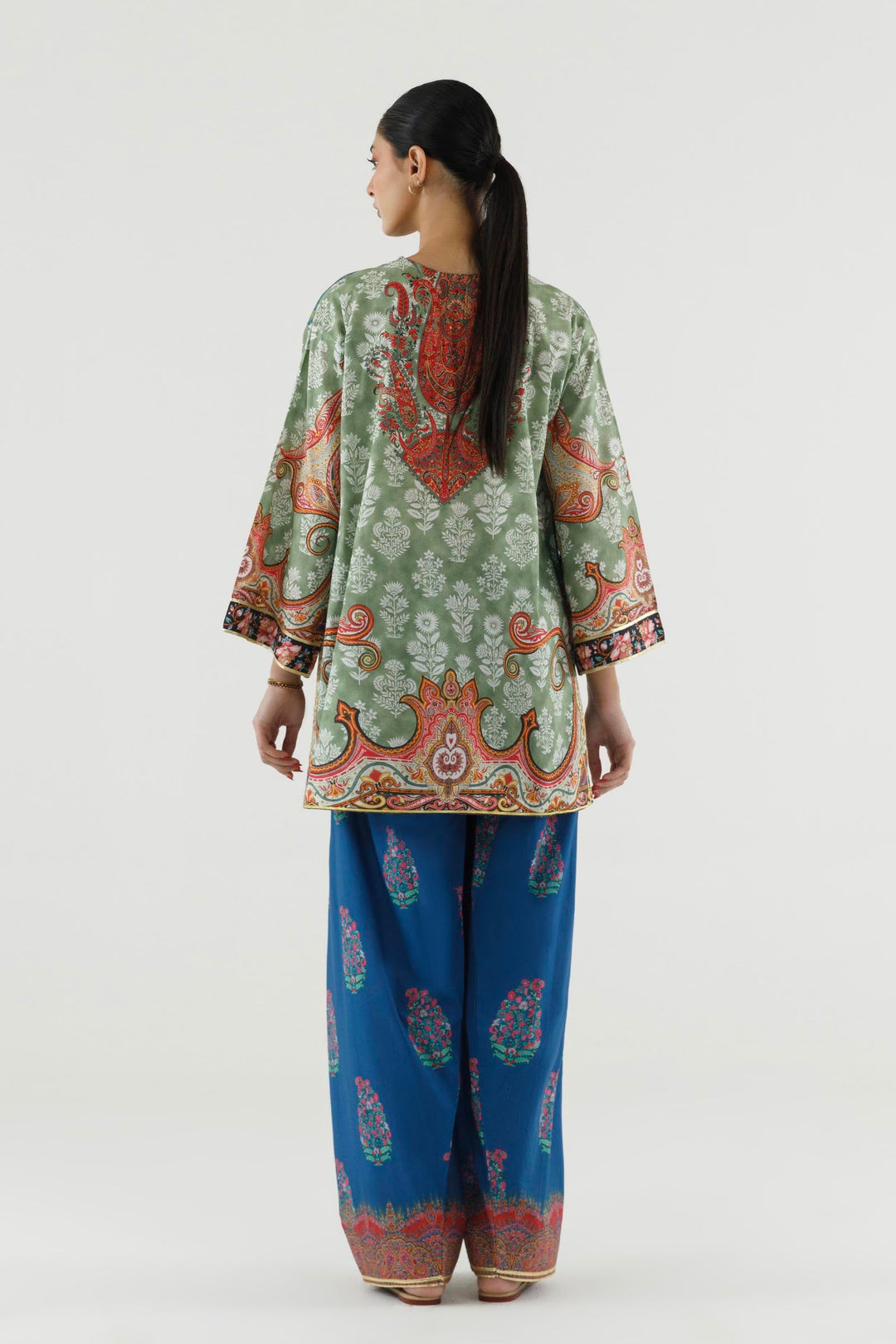 Sana Safinaz Stitched Printed Lawn Suit Multi 2 Piece