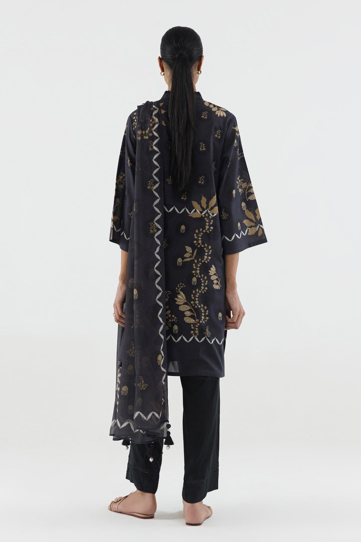 Sana Safinaz Stitched Printed Lawn Suit Black 2 Piece