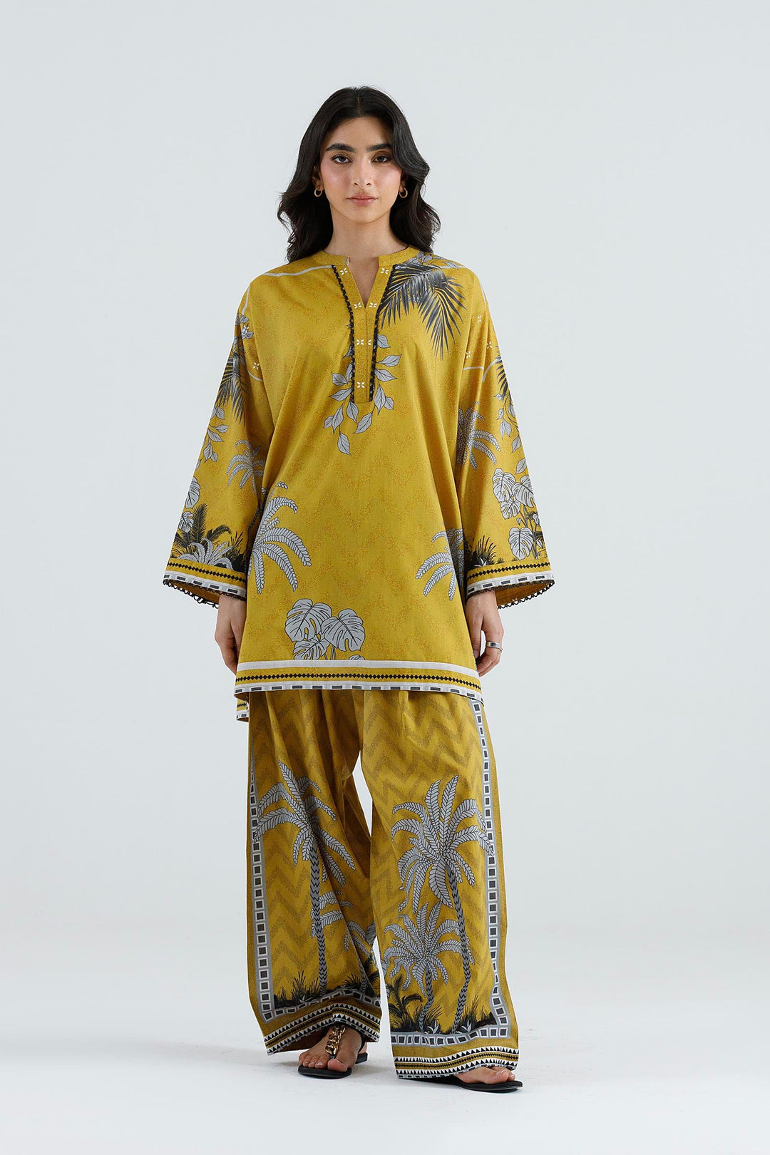 Sana Safinaz - Printed Lawn Suit For Women - 2 Piece