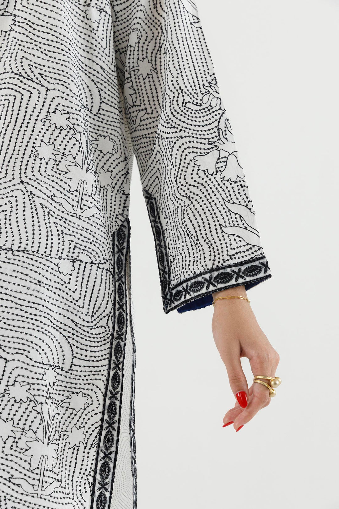 Sana Safinaz - Embroidered Lawn Suit For Women - 2 Piece