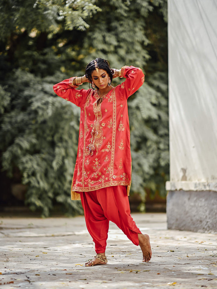 Sanam Chaudhri SUHEREEN Orange 2 Piece