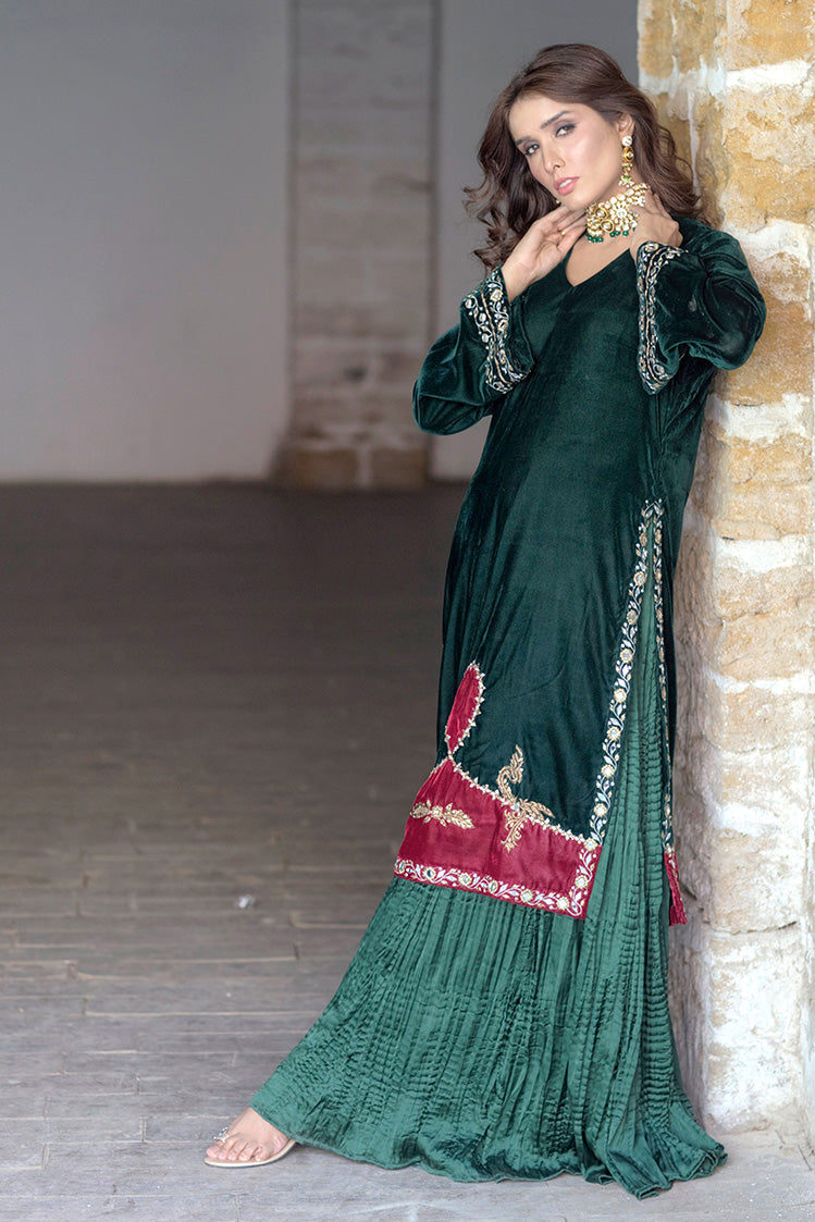 Salahuddin Pasha - Emerald Velvet Suit For Women - Green - 2 Piece