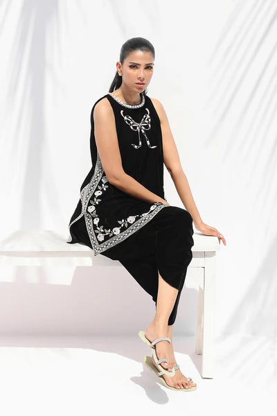 Sania Maskatiya - Suko Velvet Suit For Women - Ebony 2 Piece