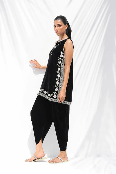 Sania Maskatiya - Suko Velvet Suit For Women - Ebony 2 Piece