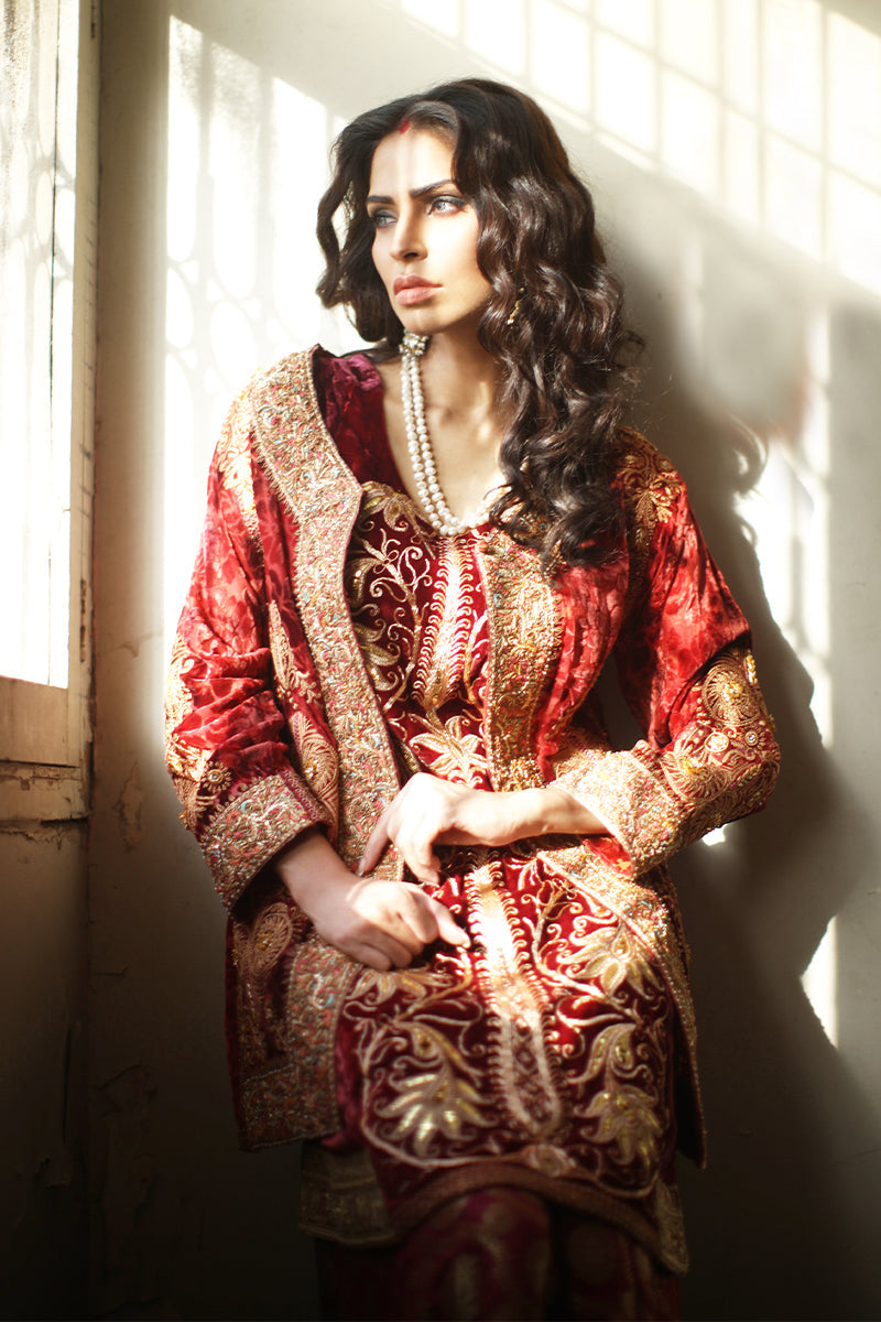 Shamaeel Ansari Mehrunisa Royale Jacket Red 3 Piece