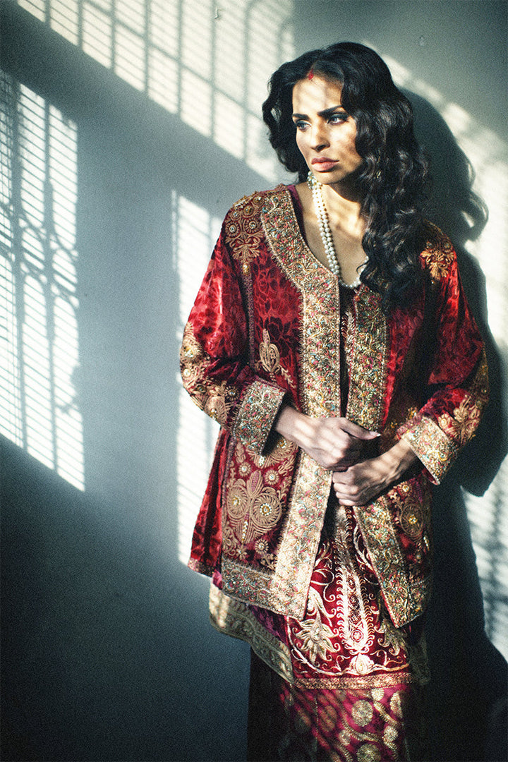 Shamaeel Ansari Mehrunisa Royale Jacket Red 3 Piece
