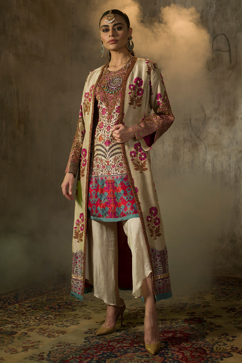 Shamaeel - M6-A - Raw Silk