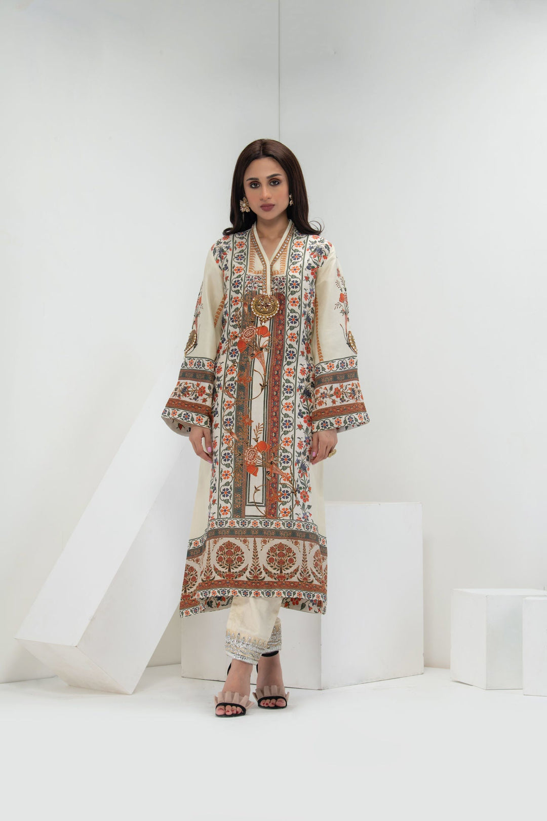 Shamaeel - OT-15 - Raw Silk