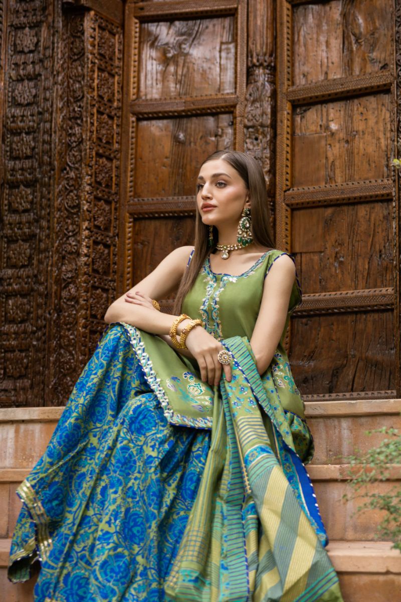 Shehrnaz - Dhaani  - SHK-1427 - Green - PK Medium Silk - 3 Piece