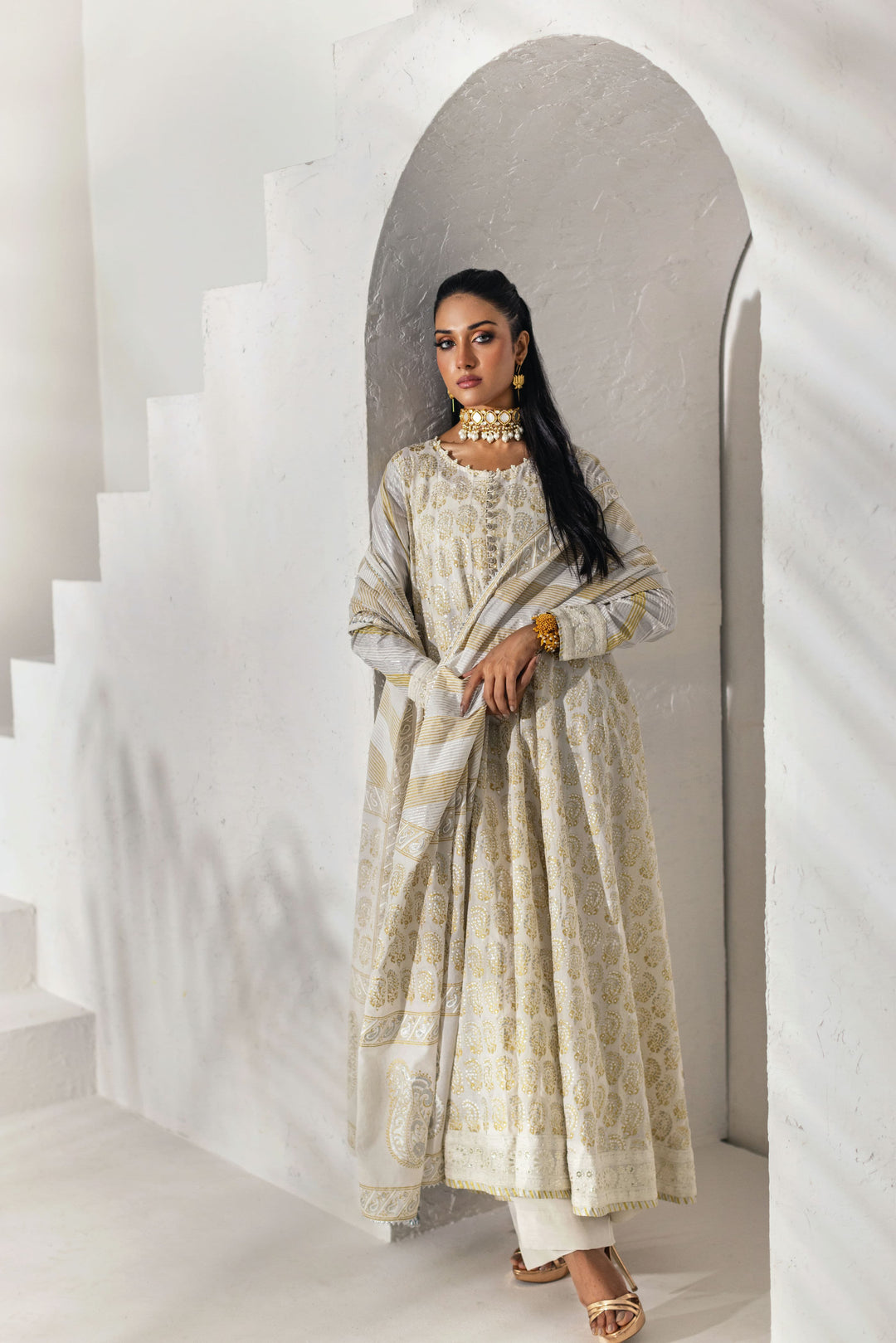 Shehrnaz - Ivory & Gold Foil-Printed Peshwaz Set - Off-white - 3 Piece