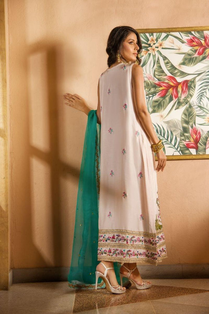 Shehrnaz - SHK-1135 - 3 Piece - Pale pink - Embroidered