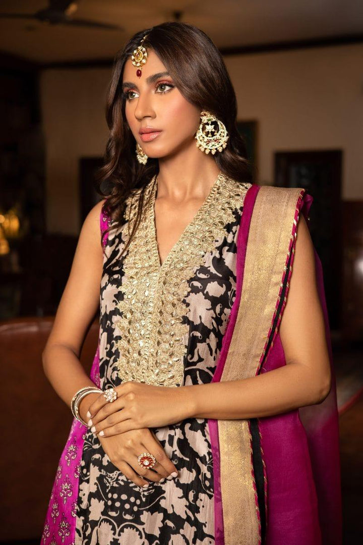 Shehrnaz - SHK-1236 - Sana - Beige - Medium Silk - 3 Piece