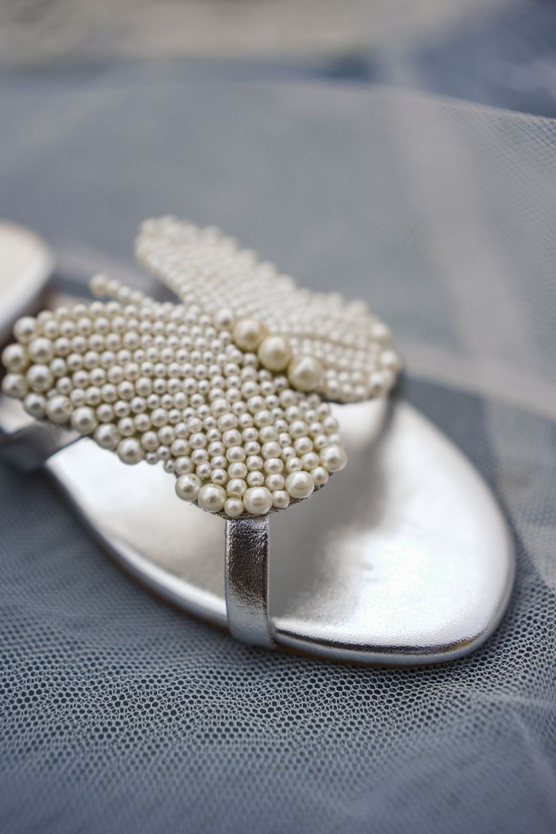 CHAPTER 13 - Slides | Pearly Butterfly - Silver - 19309