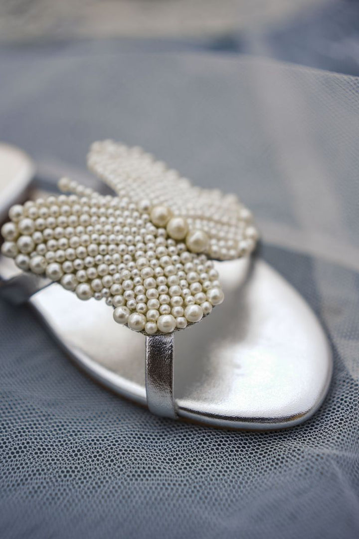 CHAPTER 13 - Slides | Pearly Butterfly - Silver - 19309