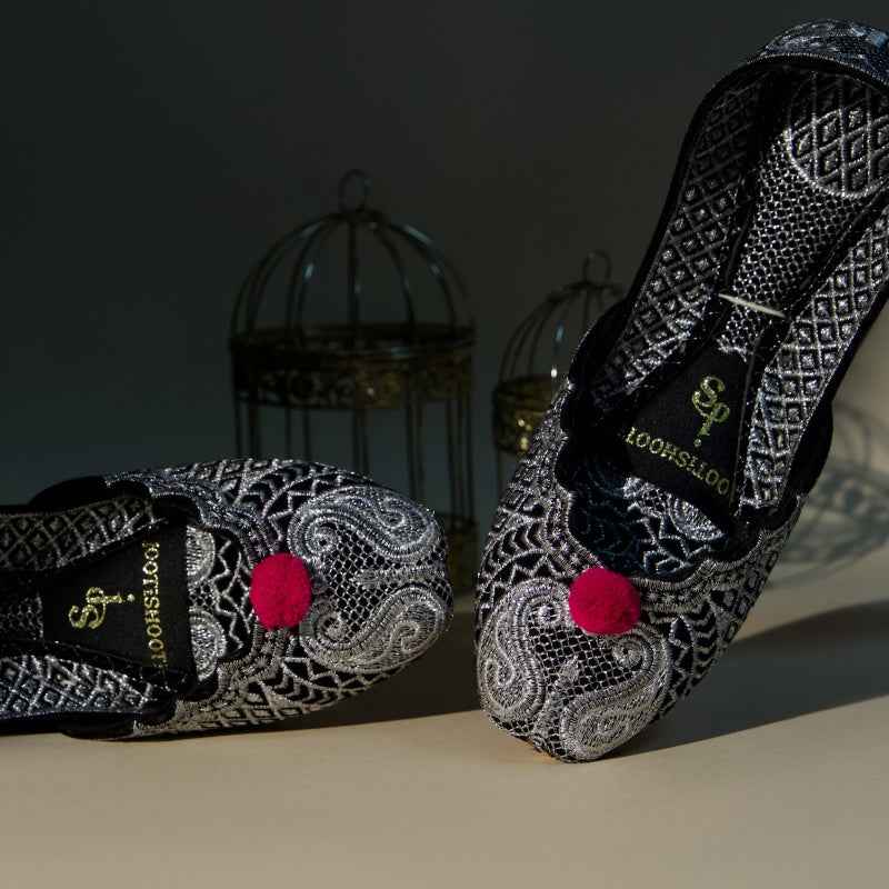 JootiShooti - Naqsh-e-Chandi (Pink Pompom)