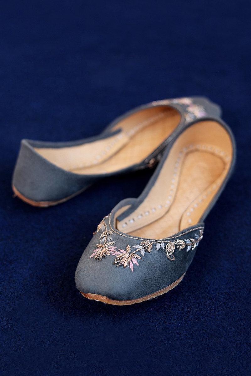 Generation - Zardozi Khussa - Light Grey - Leather