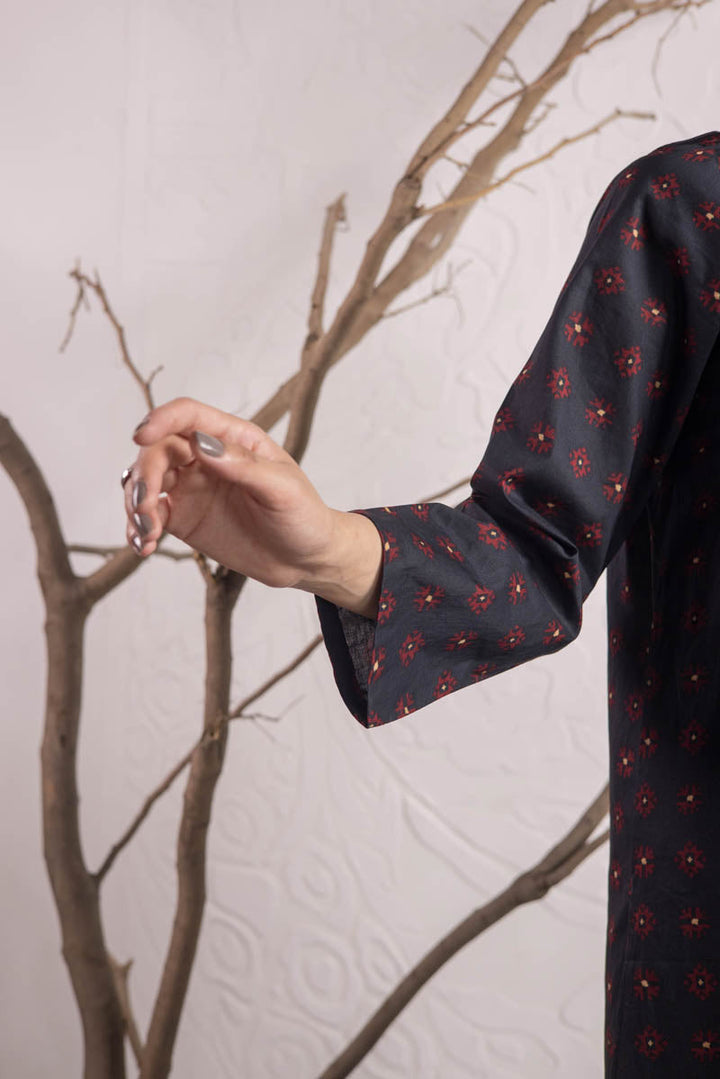 Generation - Printed Indonesian - Black - Cambric - 2 Piece