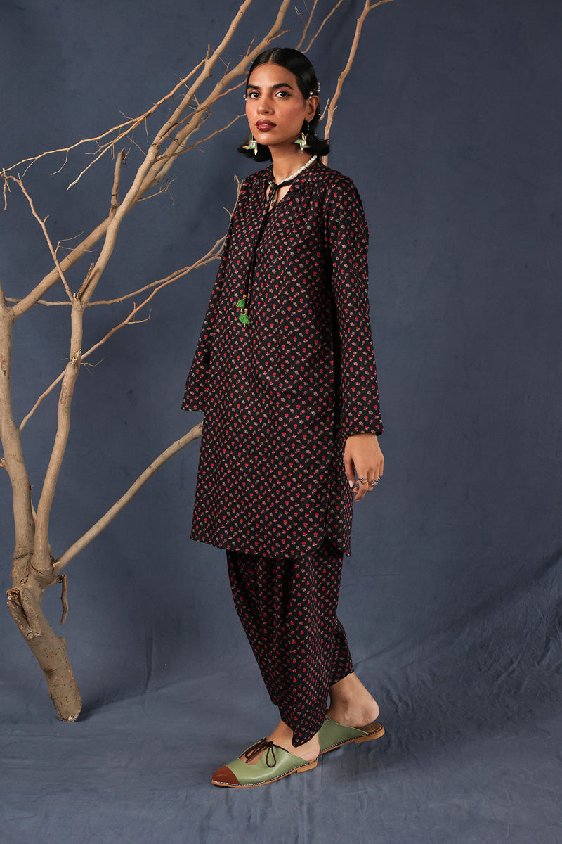 Generation - Tasseled Russian Roses - Cambric - 2 Piece
