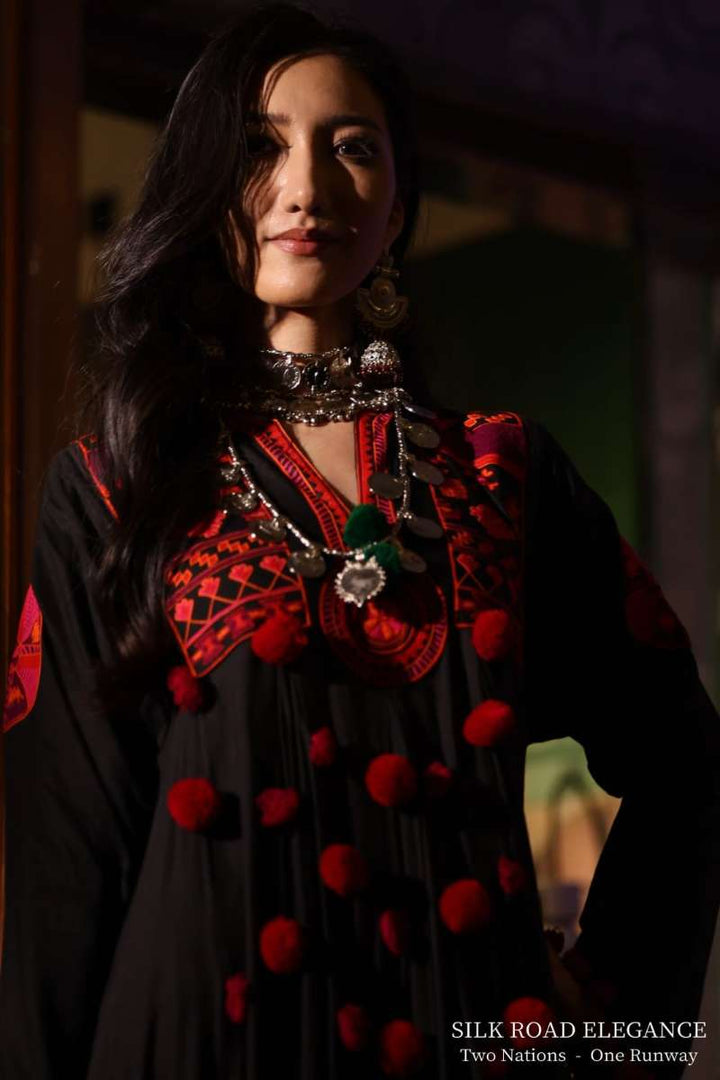 Gulabo - Hunar - Black - Bosky - 1 Piece