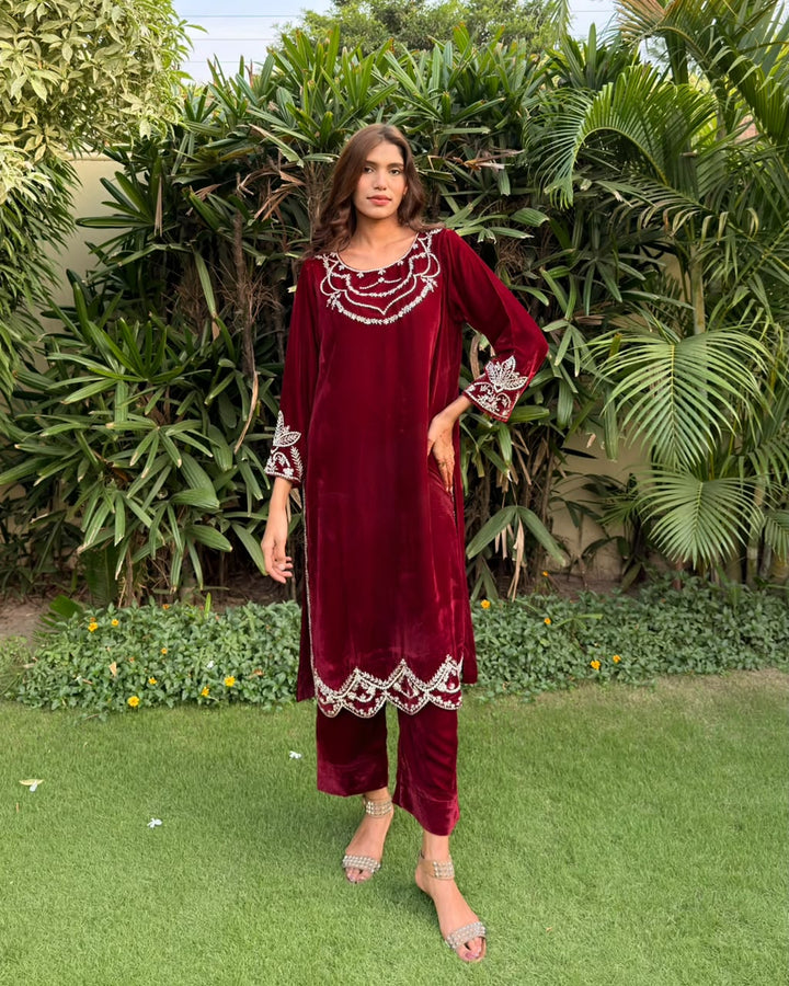Ombrella Maroon Velvet 2 Piece Suit