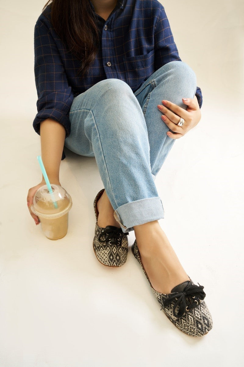 JootiShooti - Whisper Weave