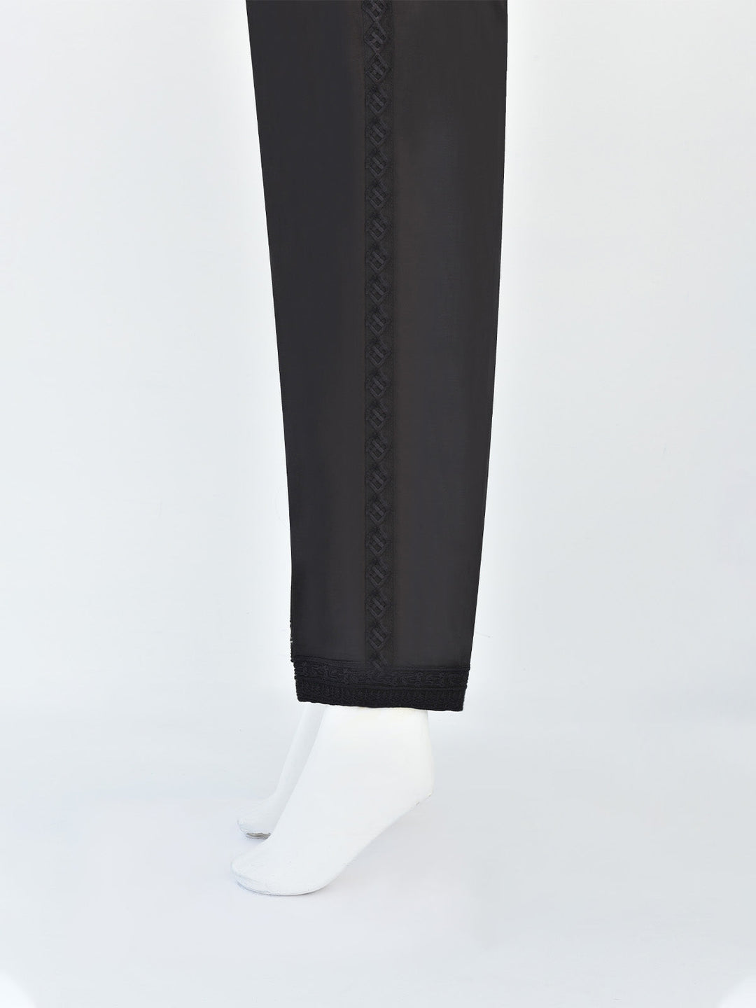 Oaks - Women Black Lawn Trouser  - 1 Piece