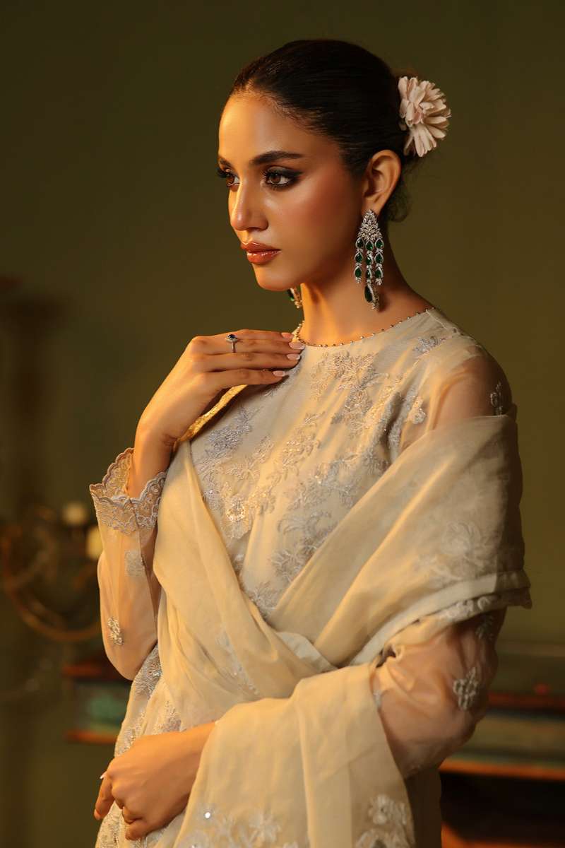 Oaks - Embroidered Pret Suit Organza Grey  - 3 Piece