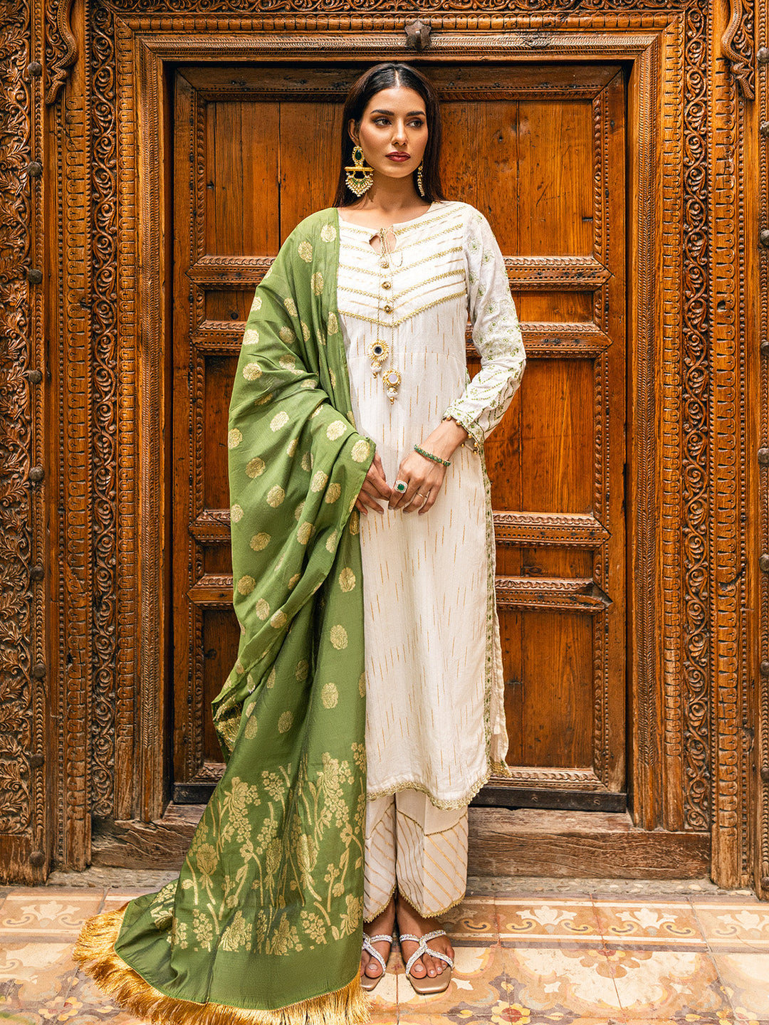 Oaks - Embroidered Suit Pret Jacquard Cream  - 3 Piece