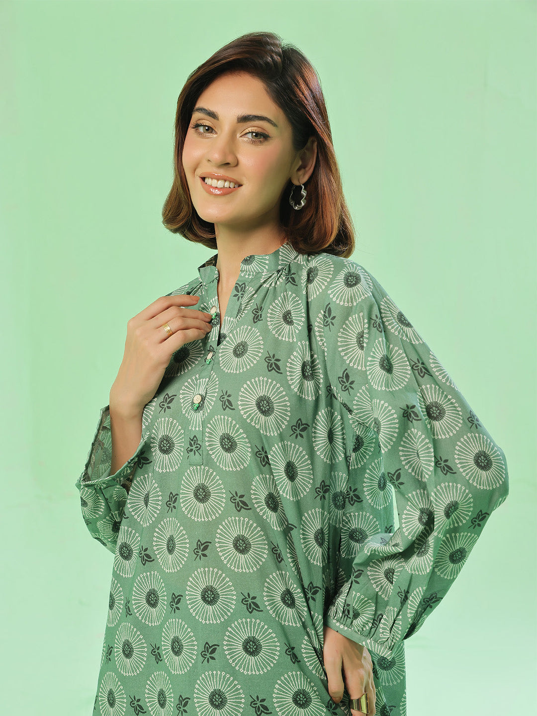 Oaks - Lawn Printed Unstitch Suit For Women - Green - 2 Piece