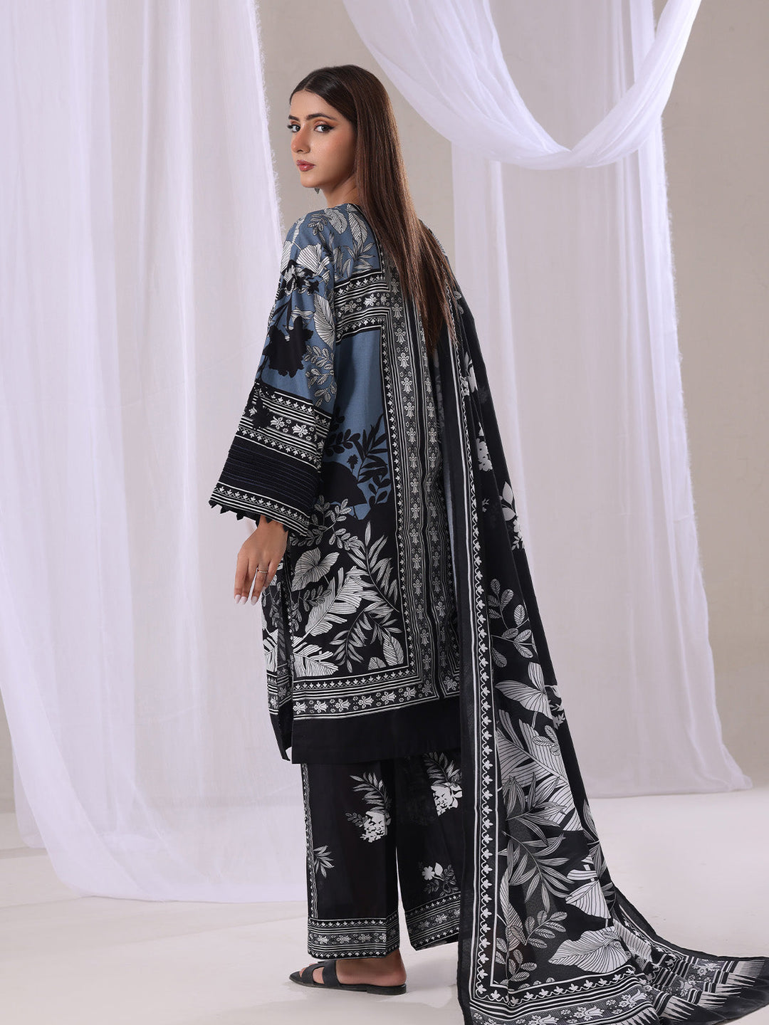 Oaks - Lawn Suit For Women - Grey - 3 Piece