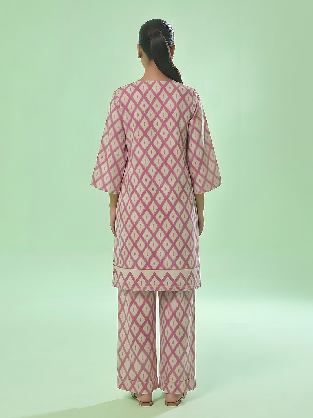 Oaks Printed Lawn Unstitched Pink 1 Piece