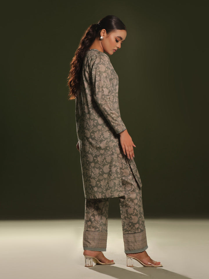 Oaks - Printed Unstitched Cambric Green  - 2 Piece