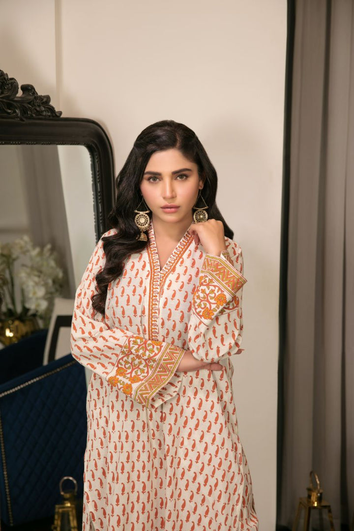 Yasmin Zaman - E-100 - 2 Piece