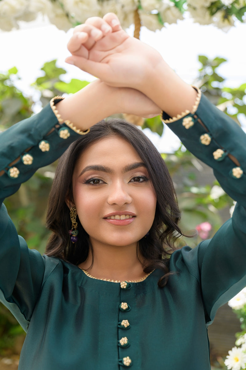 Alishba Kashif - ZAMURAD ELAN - Emerald - Tassel silk - 3 Piece