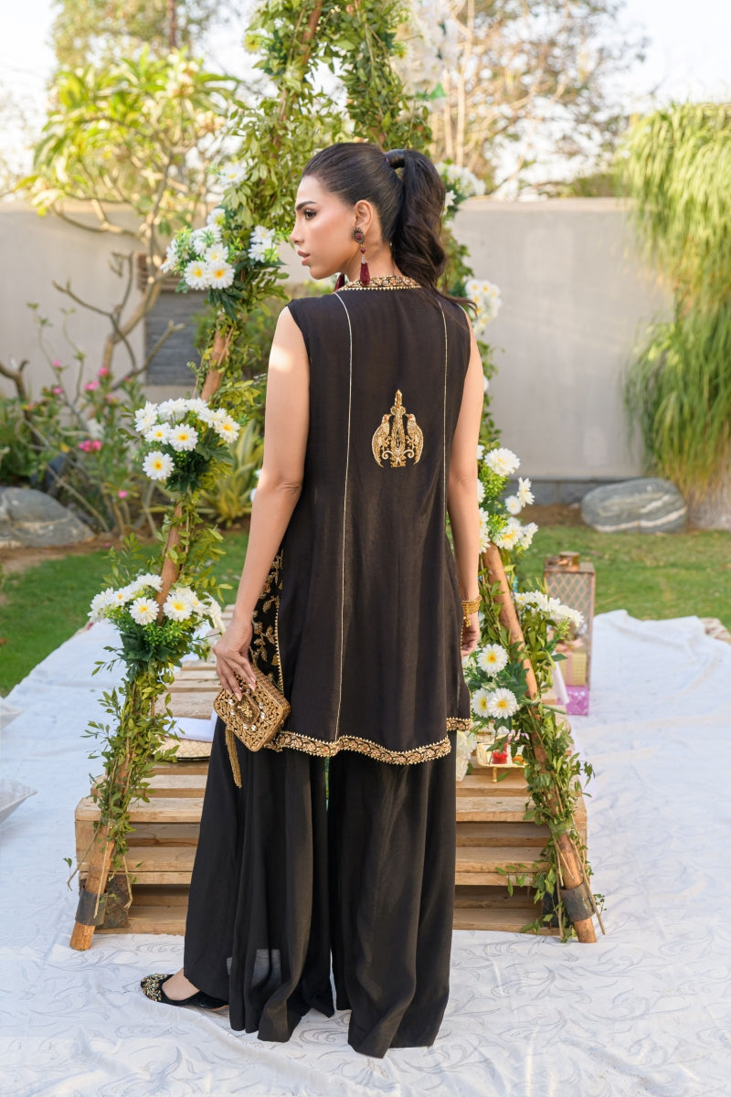 Alishba Kashif - ZARMINA - Black - R.Silk - 4 Piece