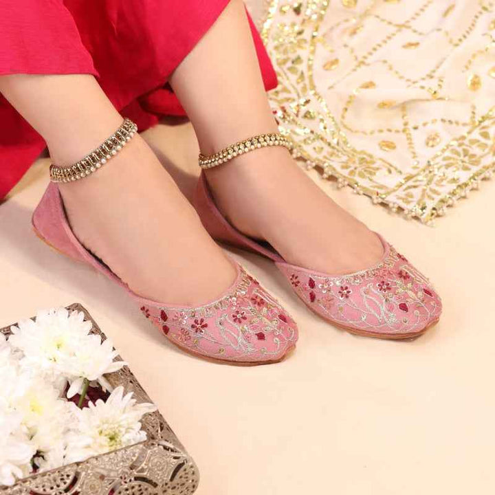 JootiShooti - Birdie Beat (Pink) Khussa For Women