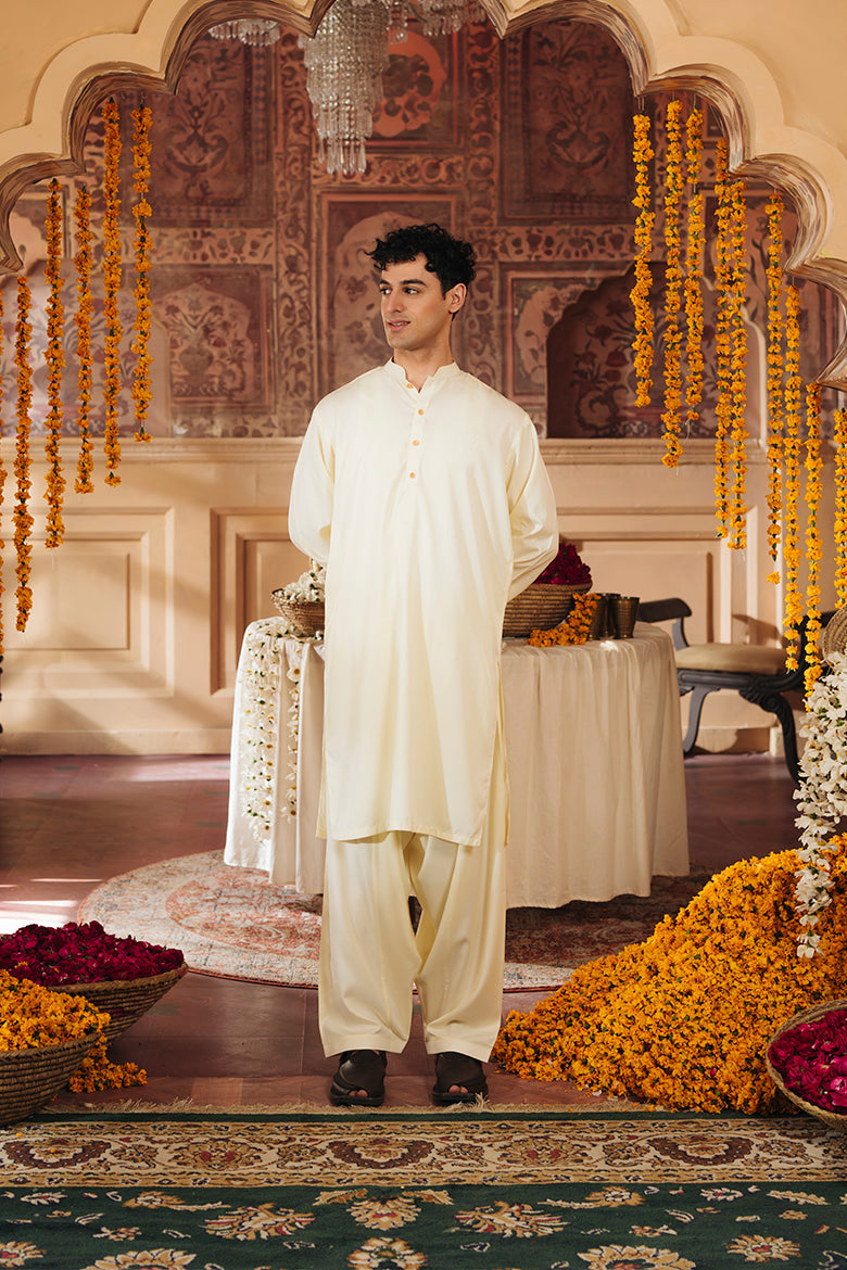 Hummingbirds - Cream Boski Suit