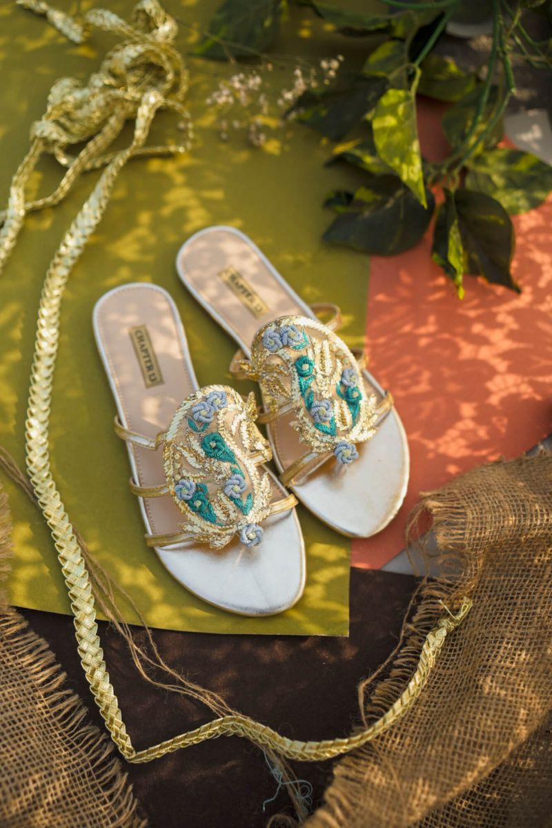chapter 13 - Chappals | Mehfil Patta - Golden - Chappals