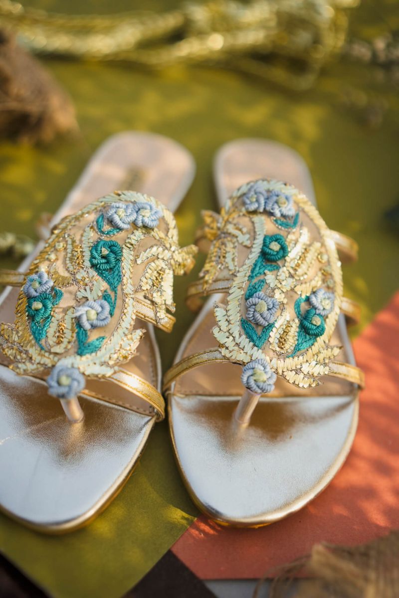 chapter 13 - Chappals | Mehfil Patta - Golden - Chappals