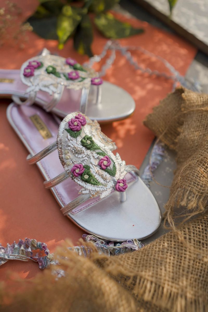 chapter 13 - Chappals | Mehfil Patta - Silver - Chappals