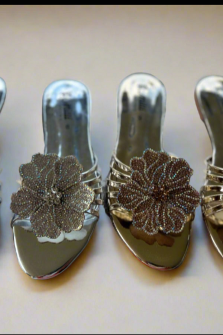 MILLI SHOES - Fancy Floral Slides - Silver - Slides