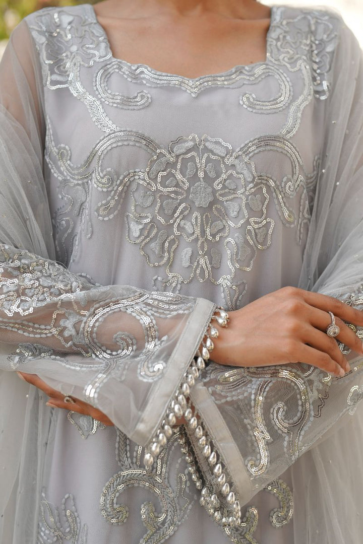 hina khawaja in Natasha Kamal - Ellie - grey sequins - Net lined with crepe de chin - 3 Piece