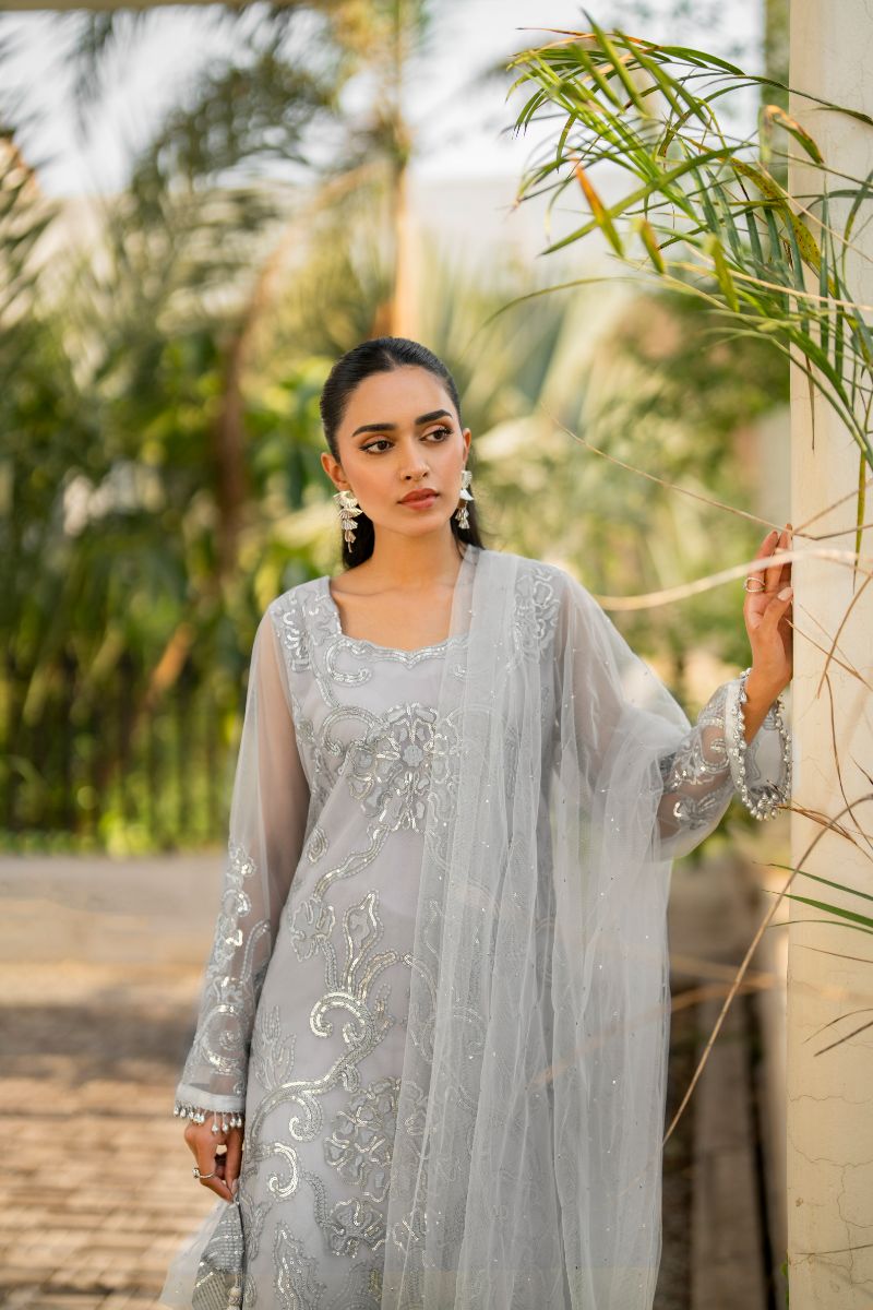 hina khawaja in Natasha Kamal - Ellie - grey sequins - Net lined with crepe de chin - 3 Piece