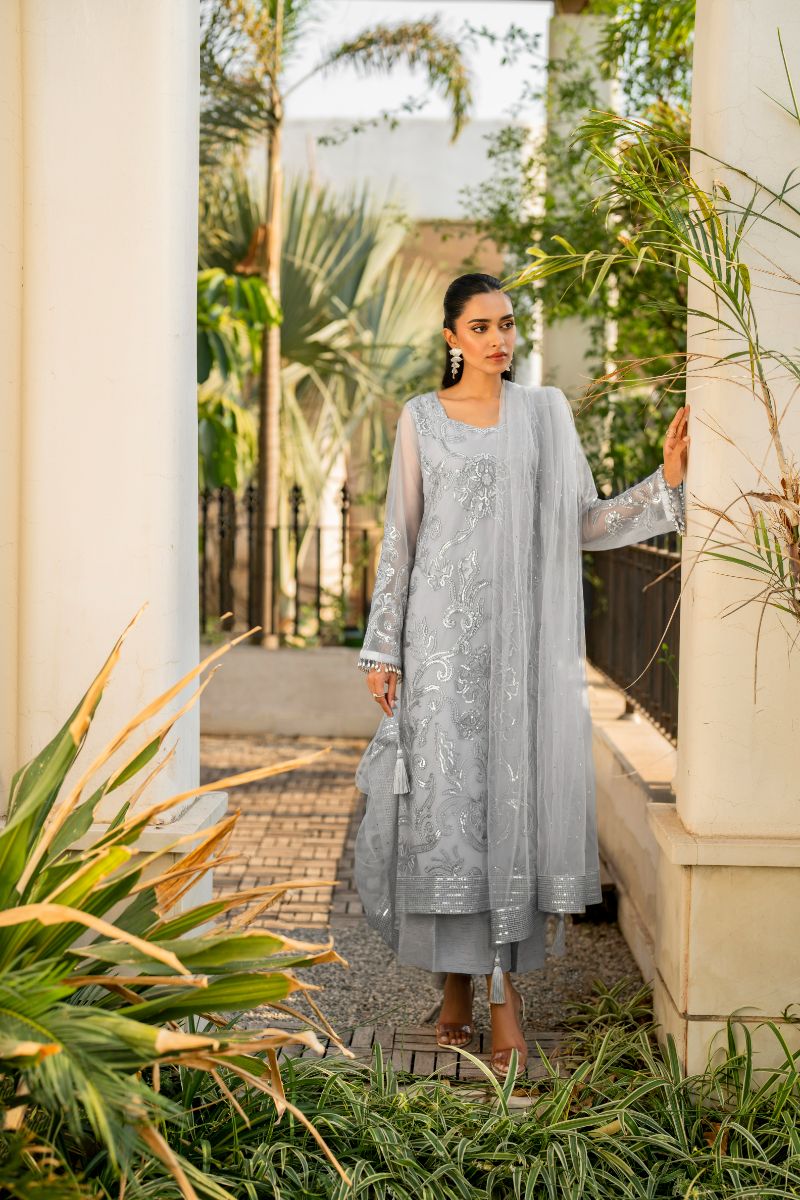 hina khawaja in Natasha Kamal - Ellie - grey sequins - Net lined with crepe de chin - 3 Piece