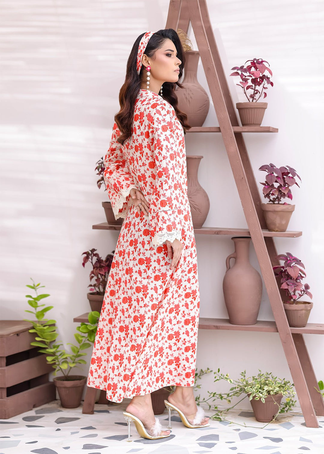 Nawaem Altulle - Marmar - red & floral - cotton - 1 Piece